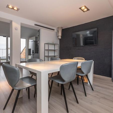 Penthouse Apartment With Terrace Riga Bagian luar foto
