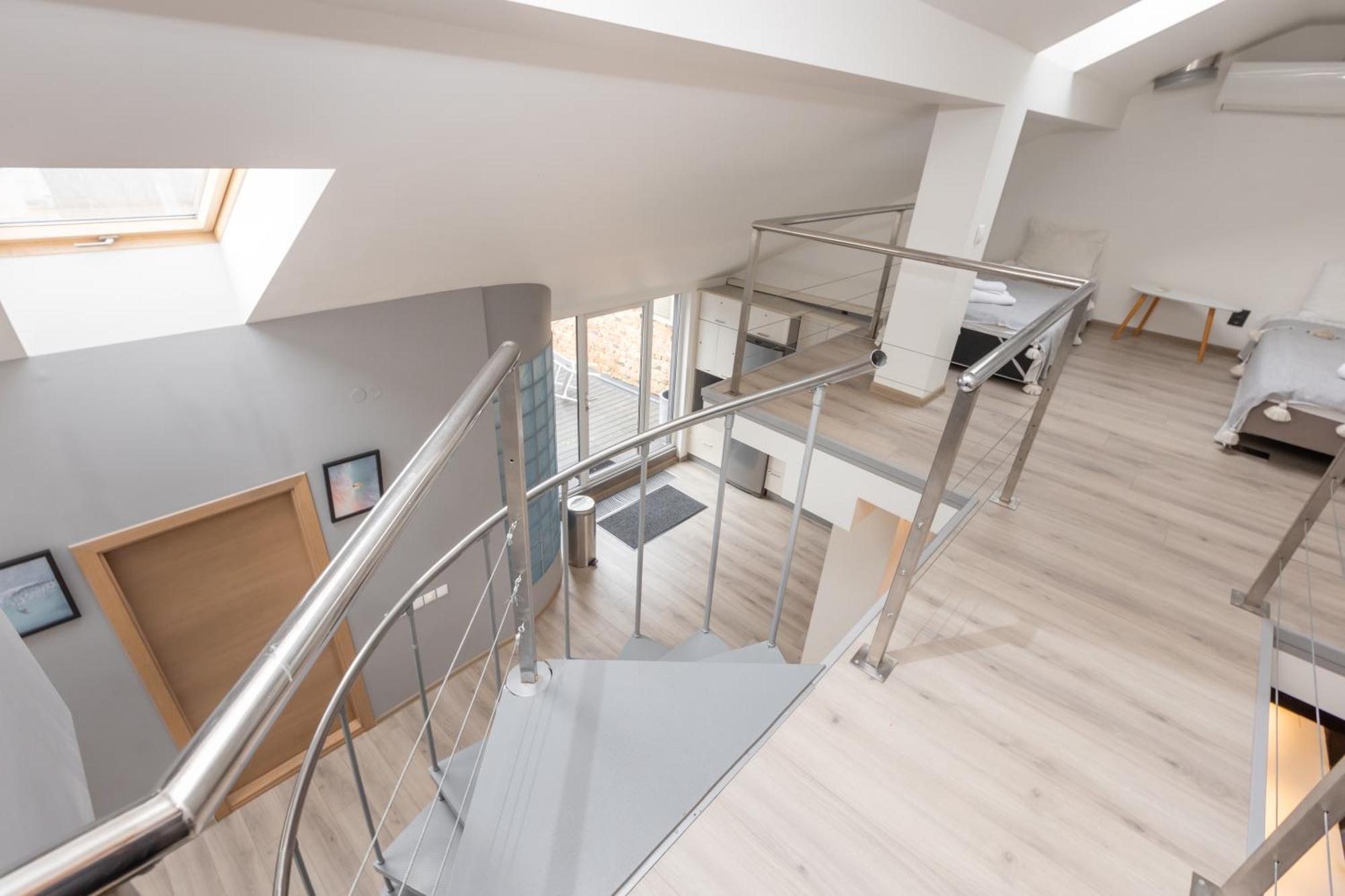 Penthouse Apartment With Terrace Riga Bagian luar foto