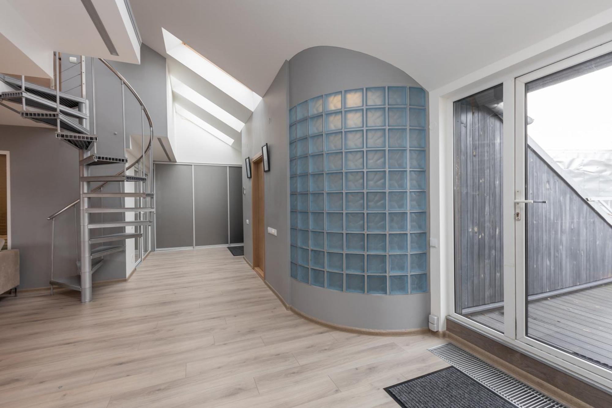 Penthouse Apartment With Terrace Riga Bagian luar foto