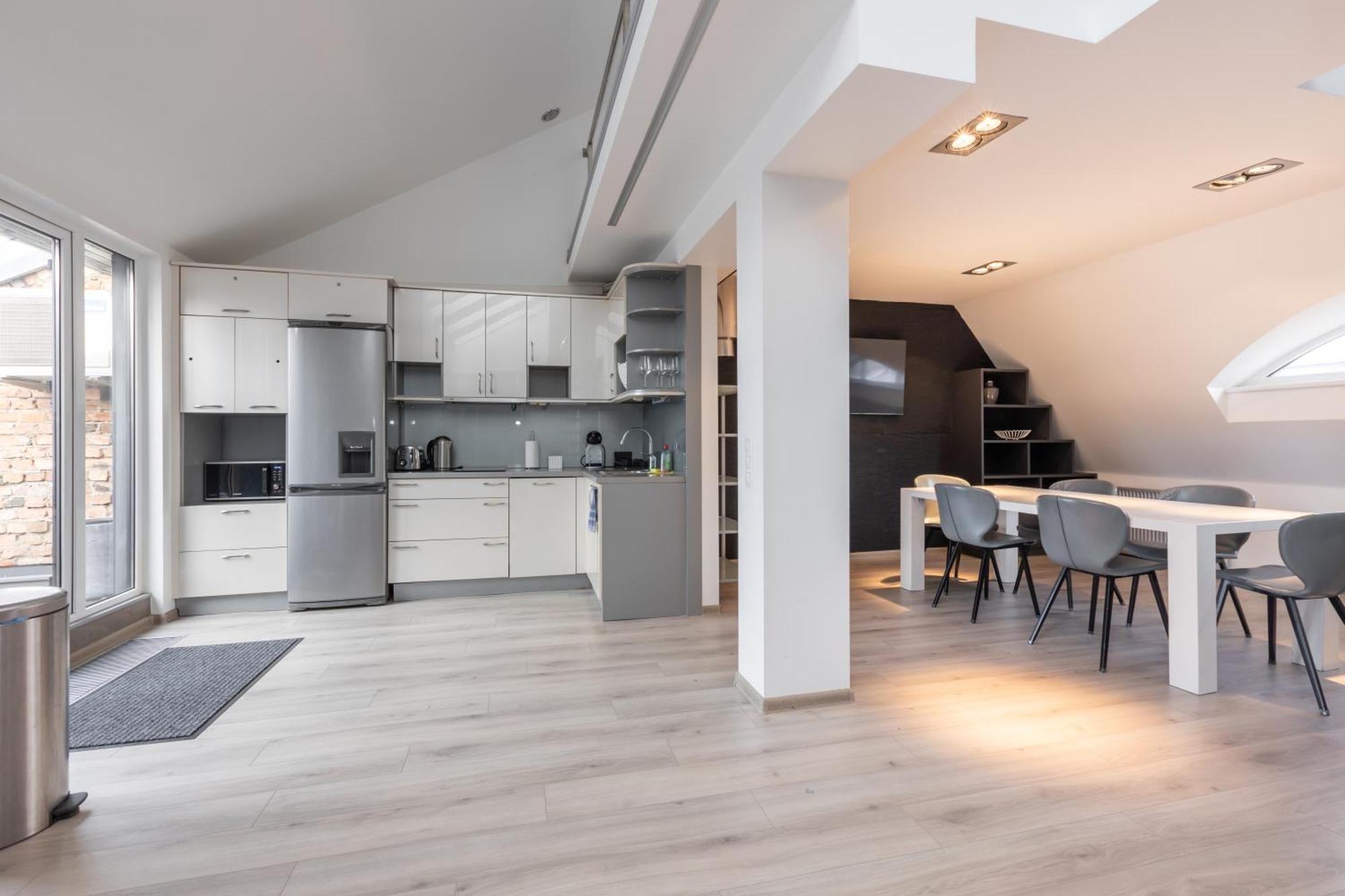 Penthouse Apartment With Terrace Riga Bagian luar foto
