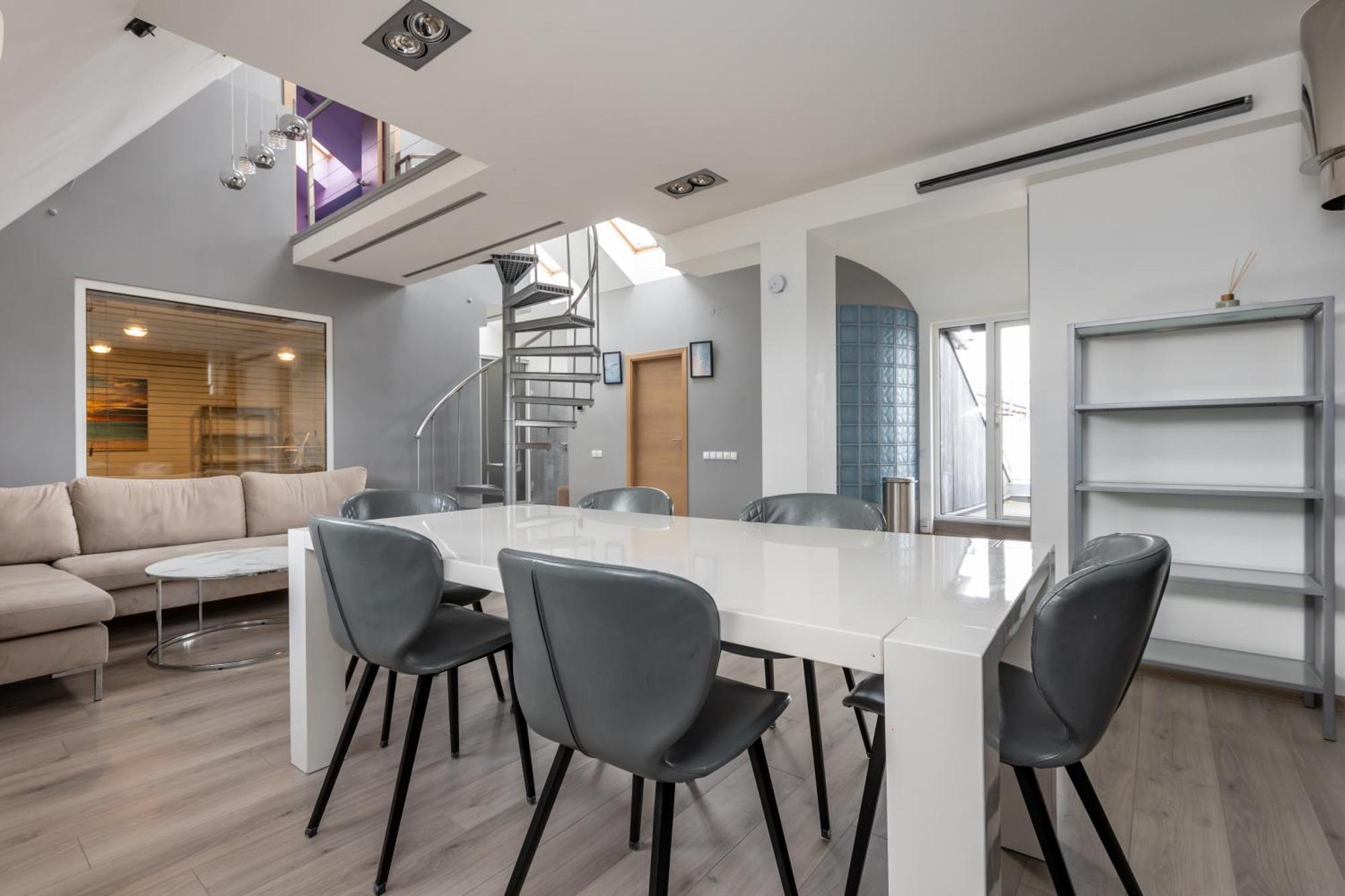 Penthouse Apartment With Terrace Riga Bagian luar foto