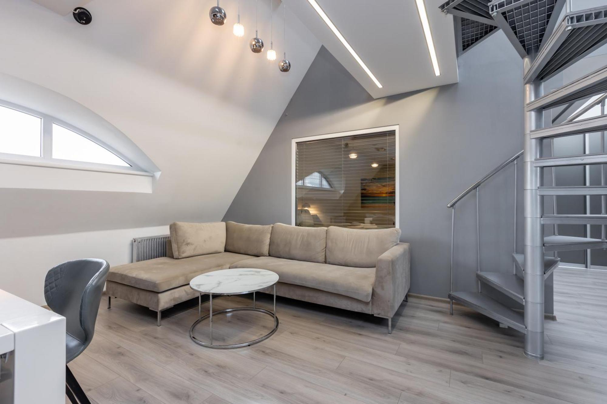 Penthouse Apartment With Terrace Riga Bagian luar foto
